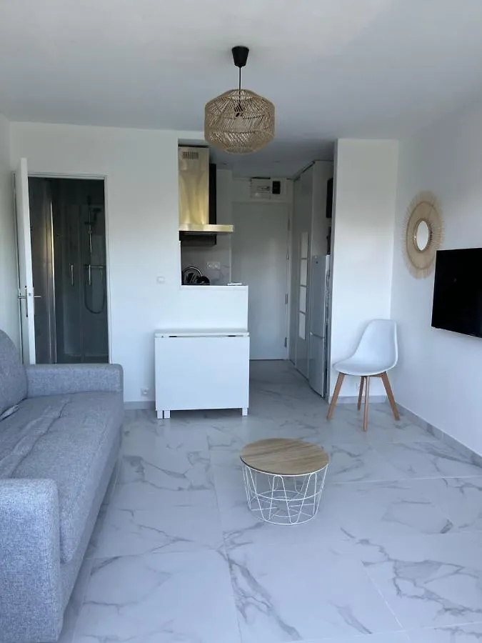 Superbe Appartement Avec Balcon Et Parking Αιξ-αν-Προβάνς 0*,