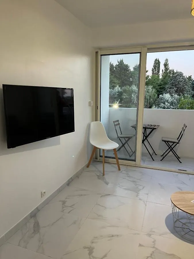 Διαμέρισμα Superbe Appartement Avec Balcon Et Parking Αιξ-αν-Προβάνς
