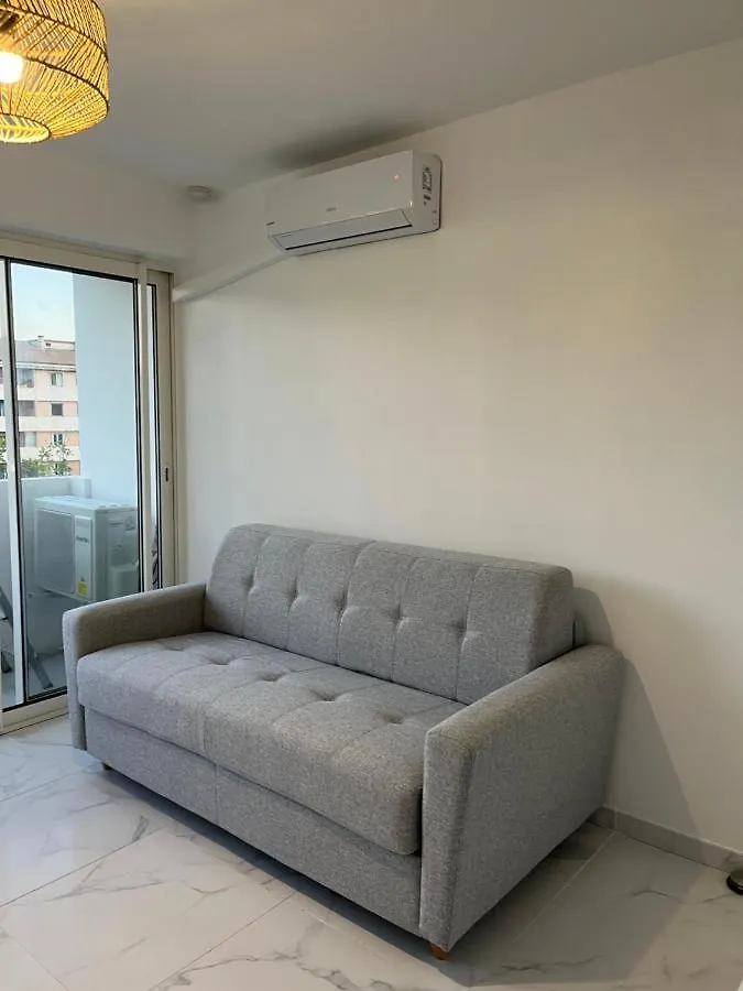 Superbe Appartement Avec Balcon Et Parking Αιξ-αν-Προβάνς Διαμέρισμα
